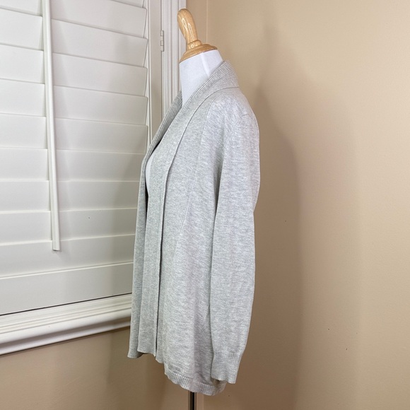 Light Gray Open-Front Ribbed Knit Cardigan - Picture 6 of 6